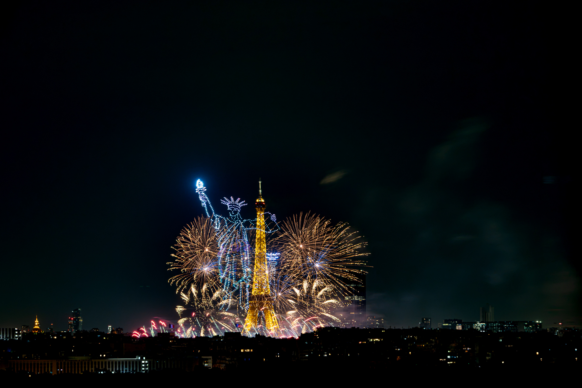 Le feu à la tour Eiffel